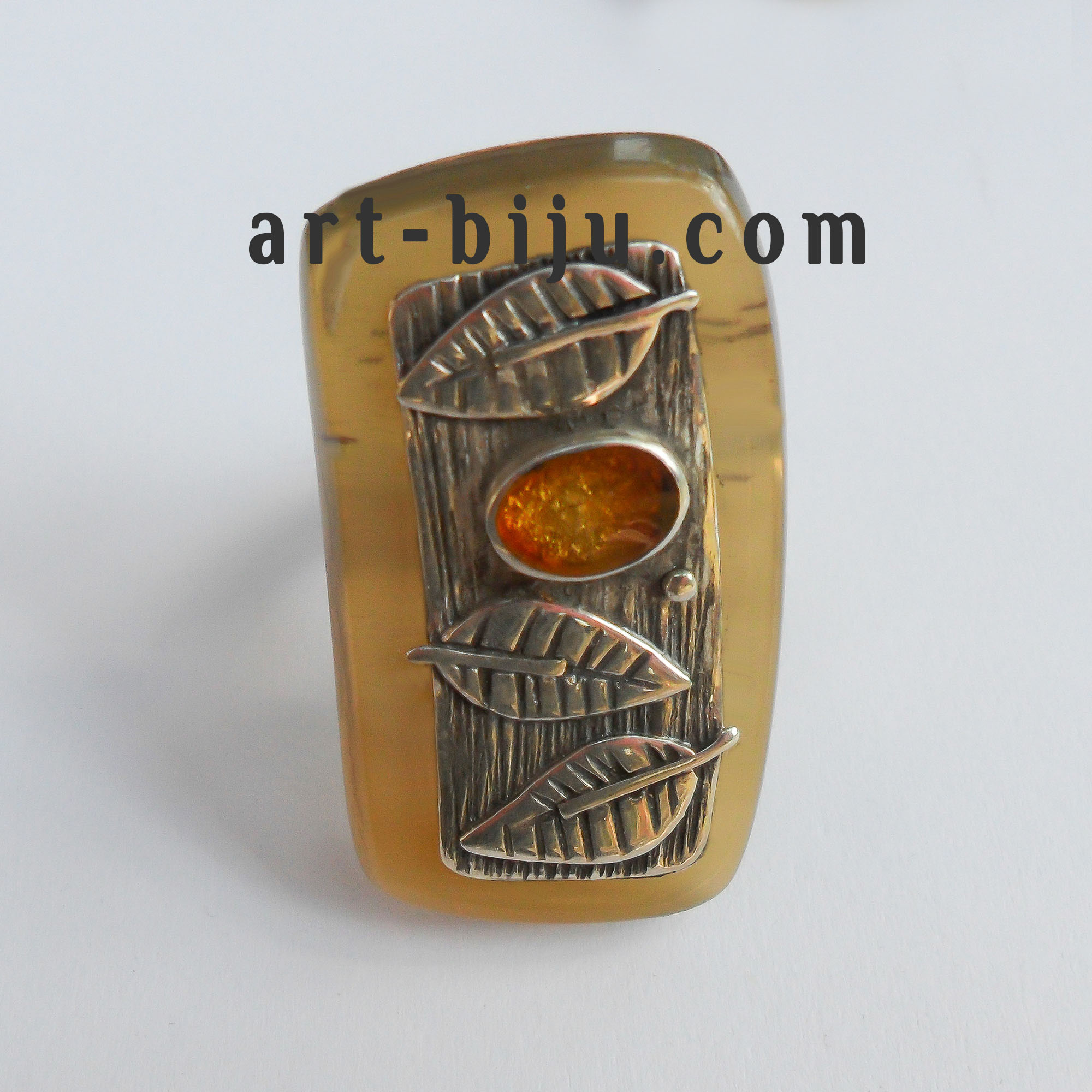 Авторски пръстен рог, сребро, естествен кехлибар, злато